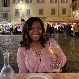 Meet your Posher, Melanie